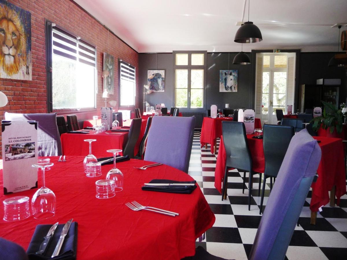 Hotel Restaurant Le Colombier Remoulins Buitenkant foto